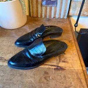 Robert Clergerie Black Croc-Embossed Loafers